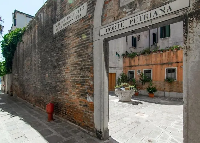 Residence Alma - Rialto Bridge